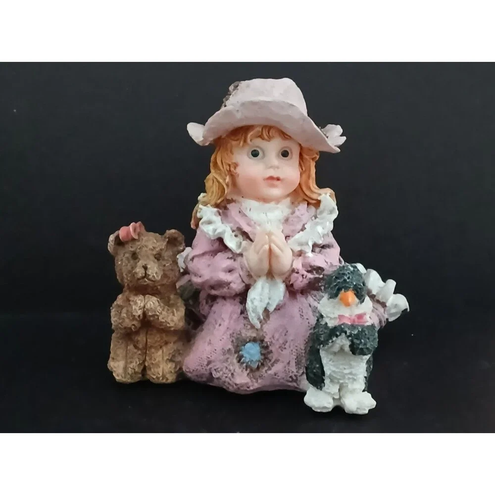 K's Collection Little Girl Praying with Pet Animals Figurine Resin Country Chic